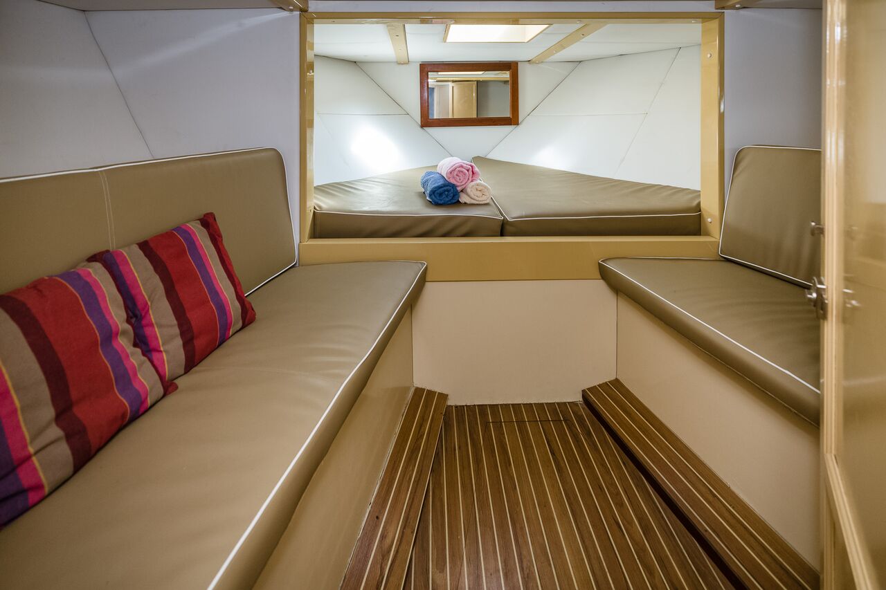 Neptuno Boat charter